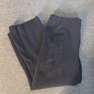 Lululemon Ribbed Softstreme Zip-Leg High-Rise Cropped Pants 25"